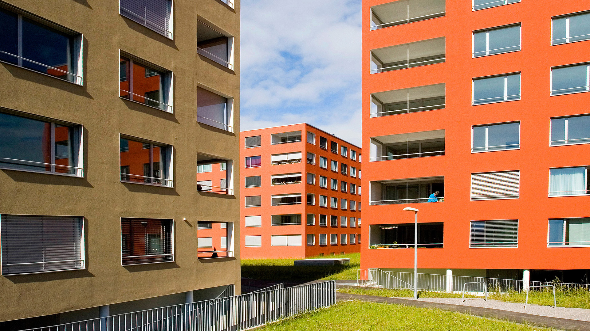 Lyssbach Park Projekt Orangene Hochhäuser